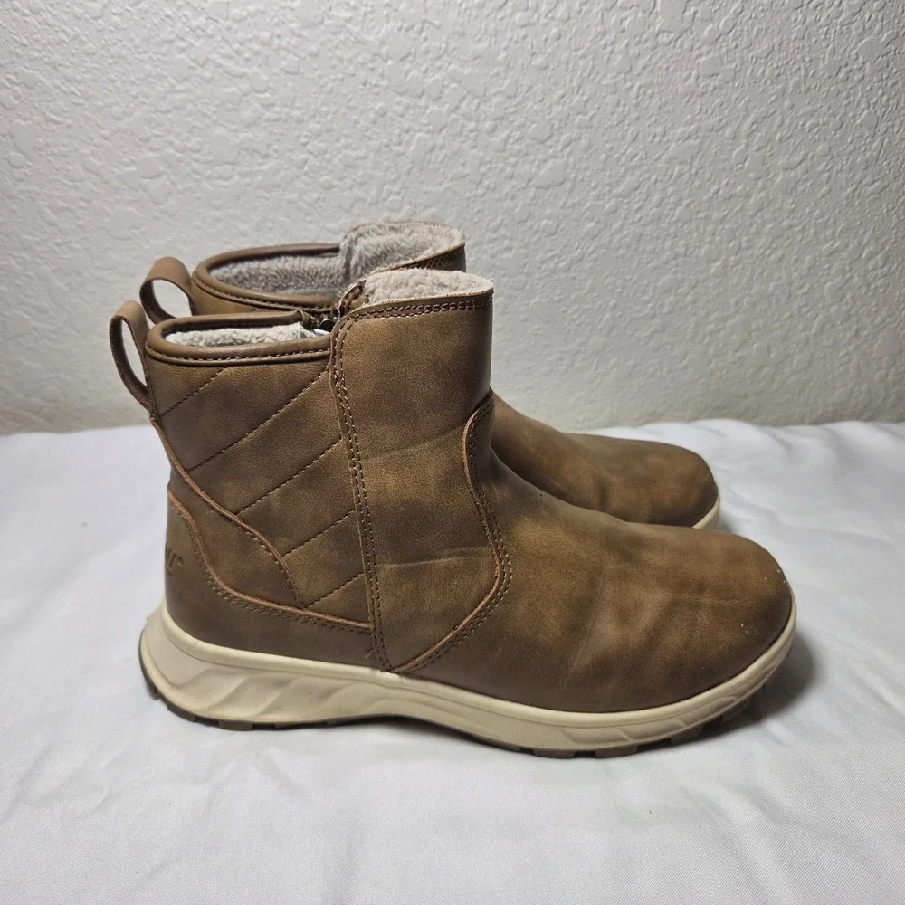 Khombu ankle boots